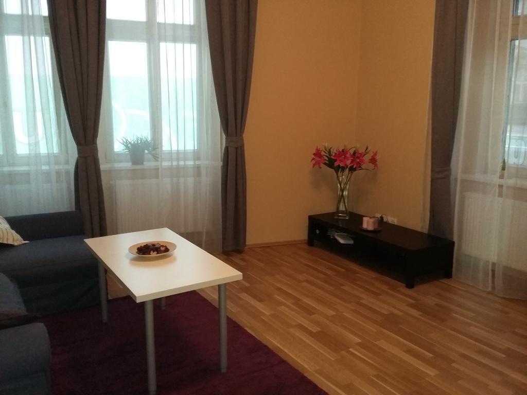 Apartment Vltavska B Prague Exterior photo